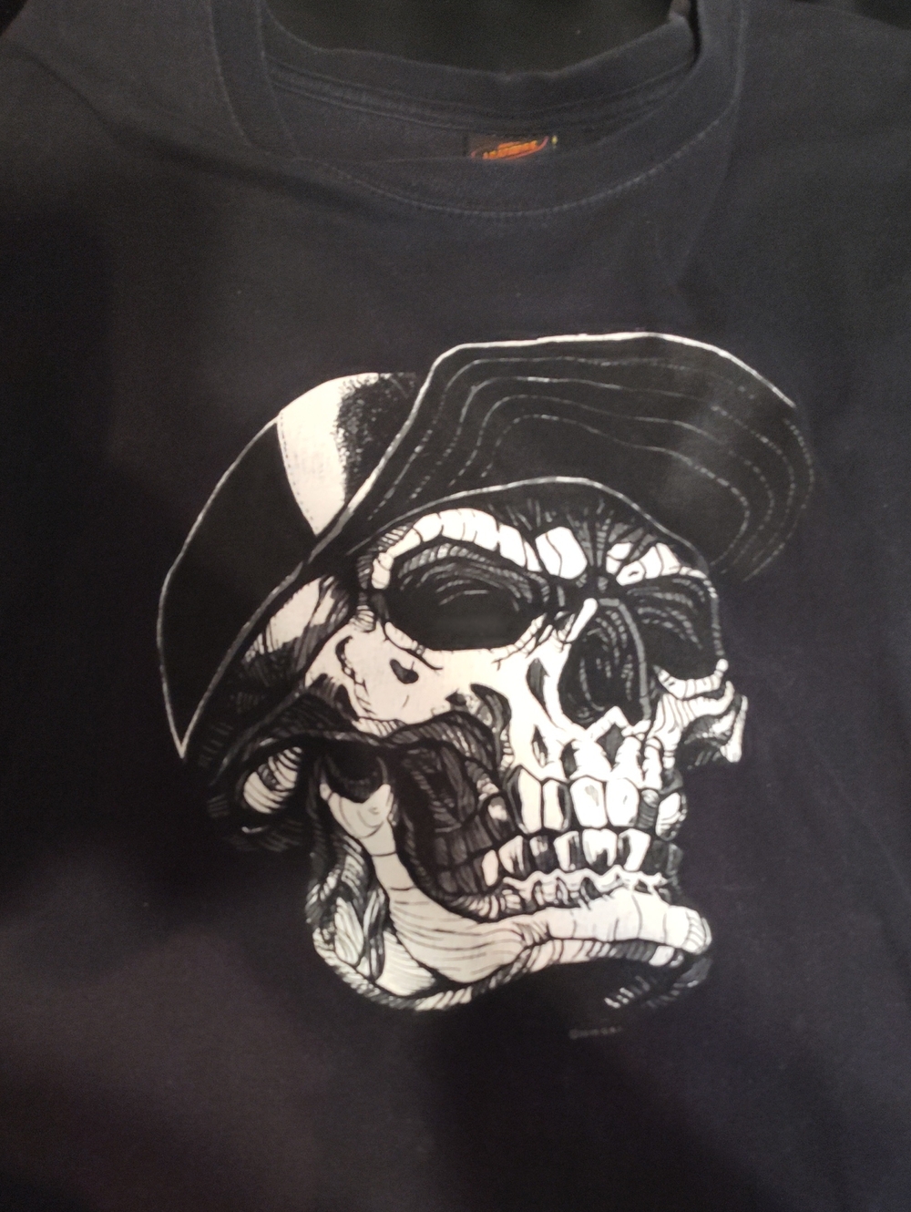 Men's Black Skull Graphic Short Sleeve Tee